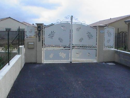 Cliquer pour fermer la fentre -  PORTAIL